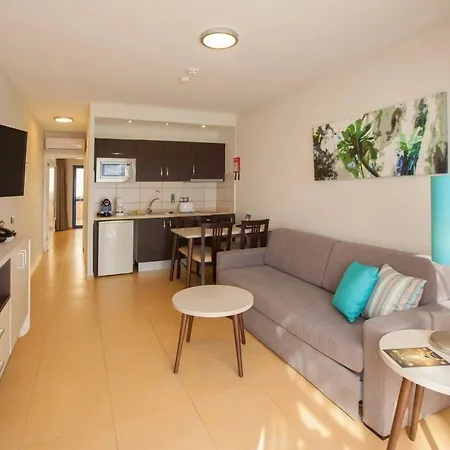 Grupotel Playa Feliz